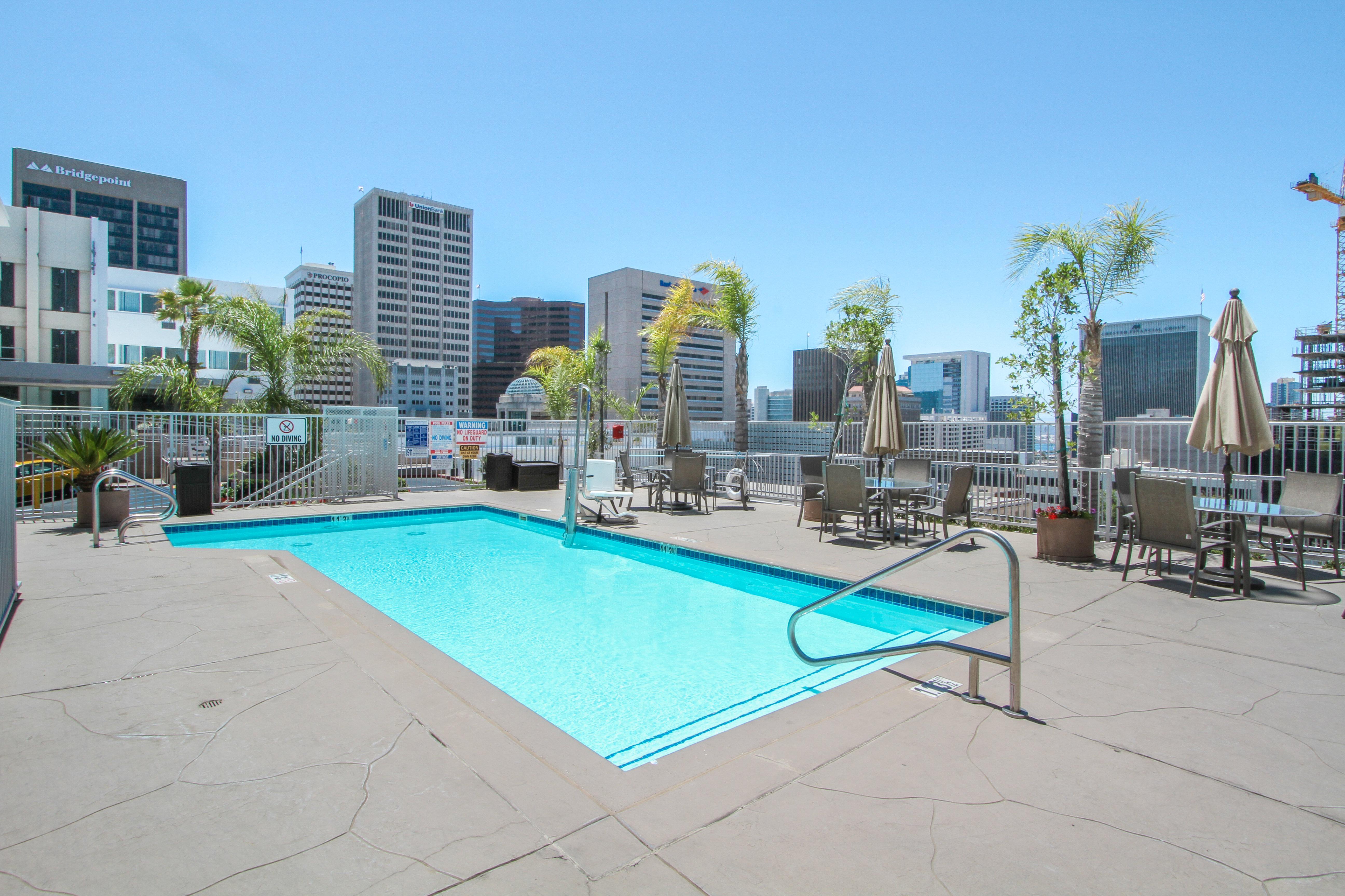 Hotel Express - Downtown By Ihg San Diego